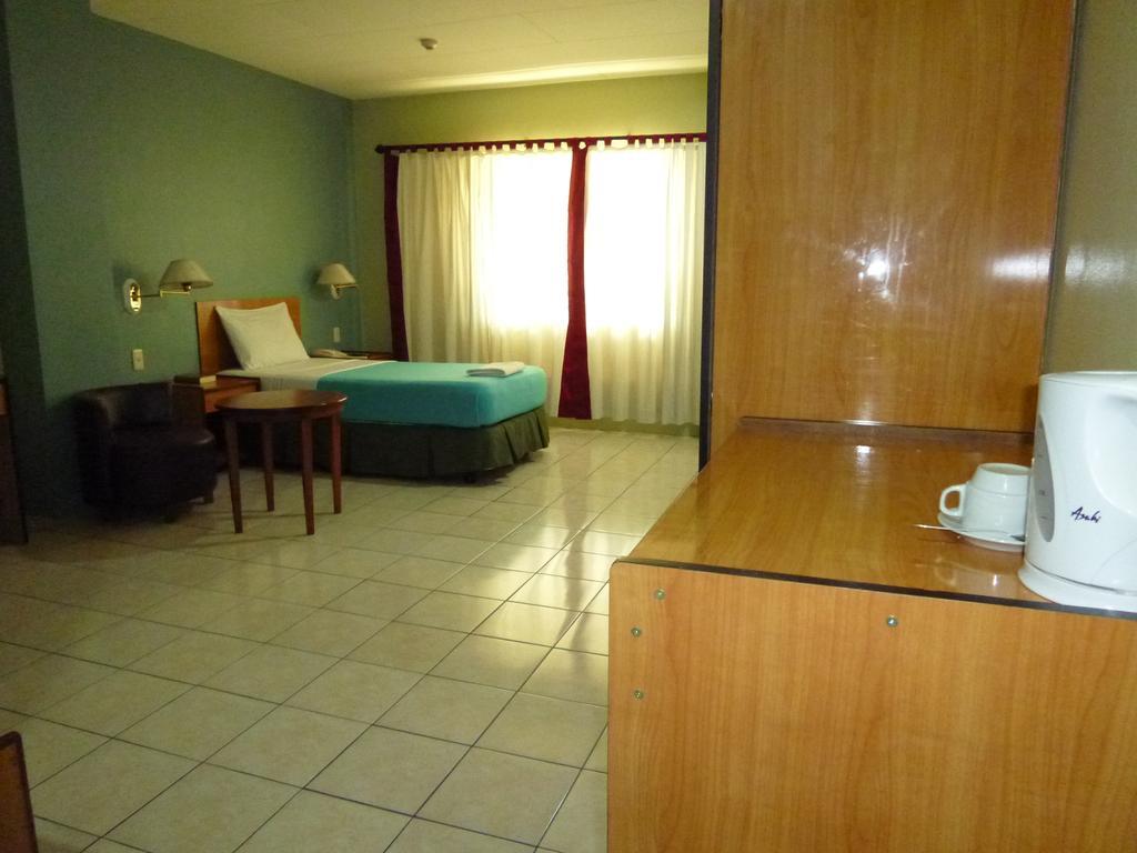 Sequoia Inn Davao Habitación foto